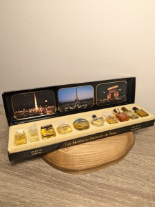 Набор Les meilleurs Parfums de Paris 20,5 мл винтаж 1980-х годов Набор Les meilleurs Parfums de Paris 20,5 мл винтаж 1980-х годов