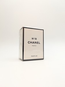 Духи Chanel № 19 7 мл винтаж 1989 года сплэш в слюде Духи Chanel № 19 7 мл винтаж 1989 года сплэш в слюде