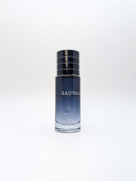 Туалетная вода Christian Dior Sauvage EDT 30 мл 2022 года спрей