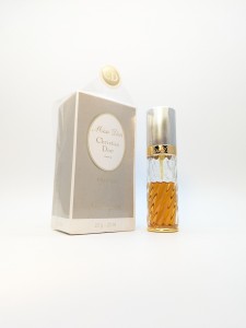 Духи Christian Dior Miss Dior 23 мл винтаж 1984 года атомайзер Духи Christian Dior Miss Dior 23 мл винтаж 1984 года атомайзер