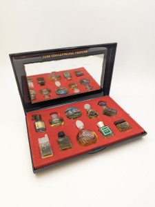 Набор Les meilleurs Parfums de Paris 22,5 мл винтаж 1980-х годов