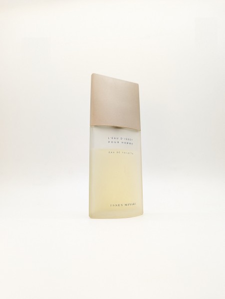 Туалетная вода Issey Miyake L'Eau d'Issey Pour Homme EDT 75 мл винтаж 2004 года спрей