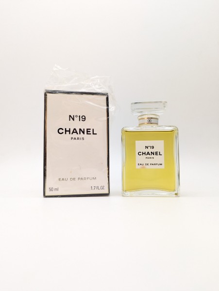 Парфюмерная вода Chanel № 19 Eau de Parfum EDP 50 мл винтаж 2000 года сплэш