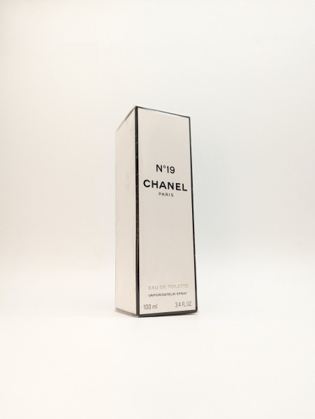 Туалетная вода Chanel № 19 EDT 100 мл 2012 года спрей в слюде