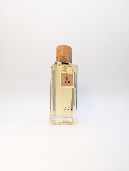Туалетная вода Fendi Life Essence EDT 30 мл 2012 года спрей