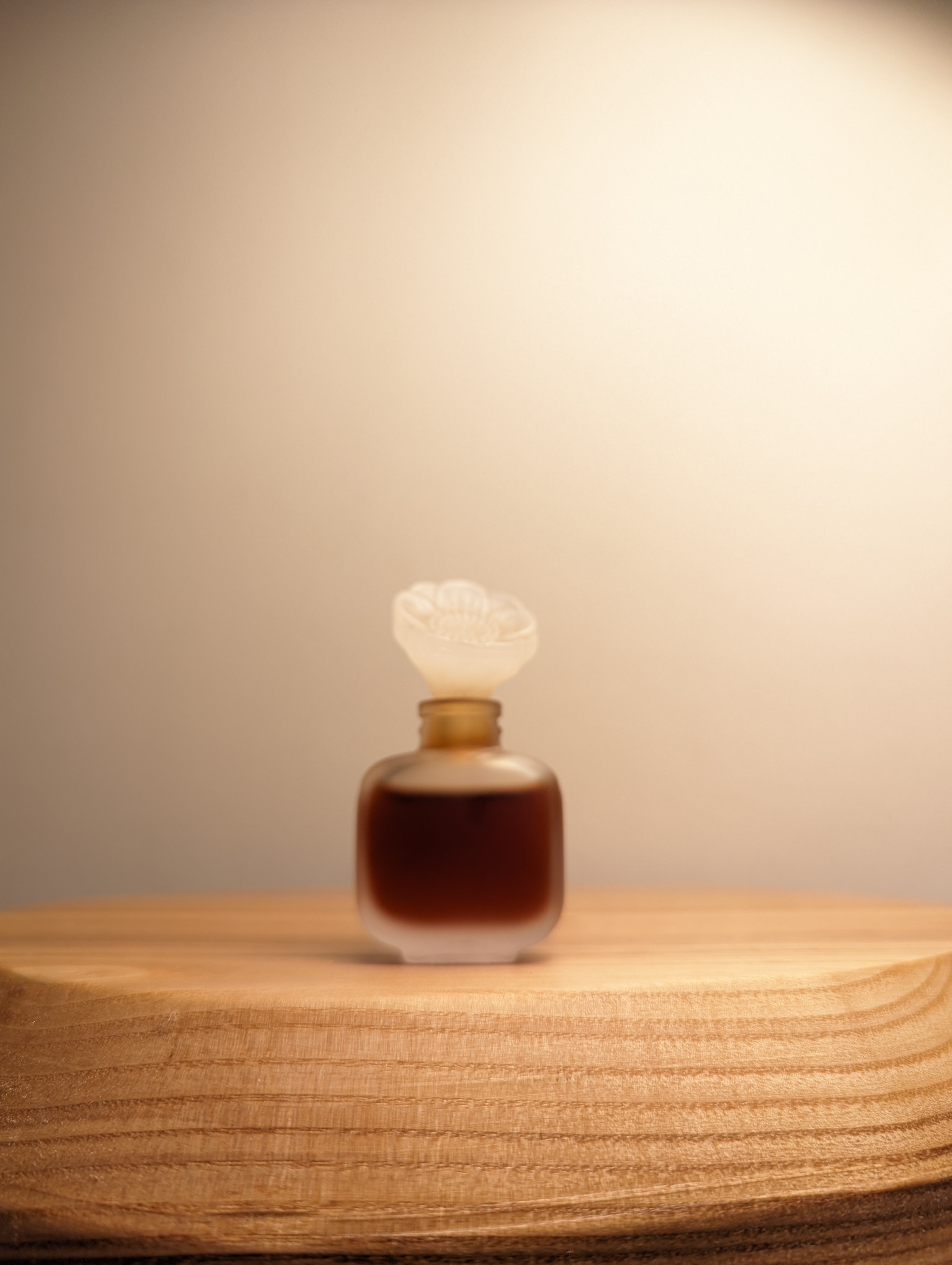 Духи Estee Lauder Youth Dew — винтажный флакон