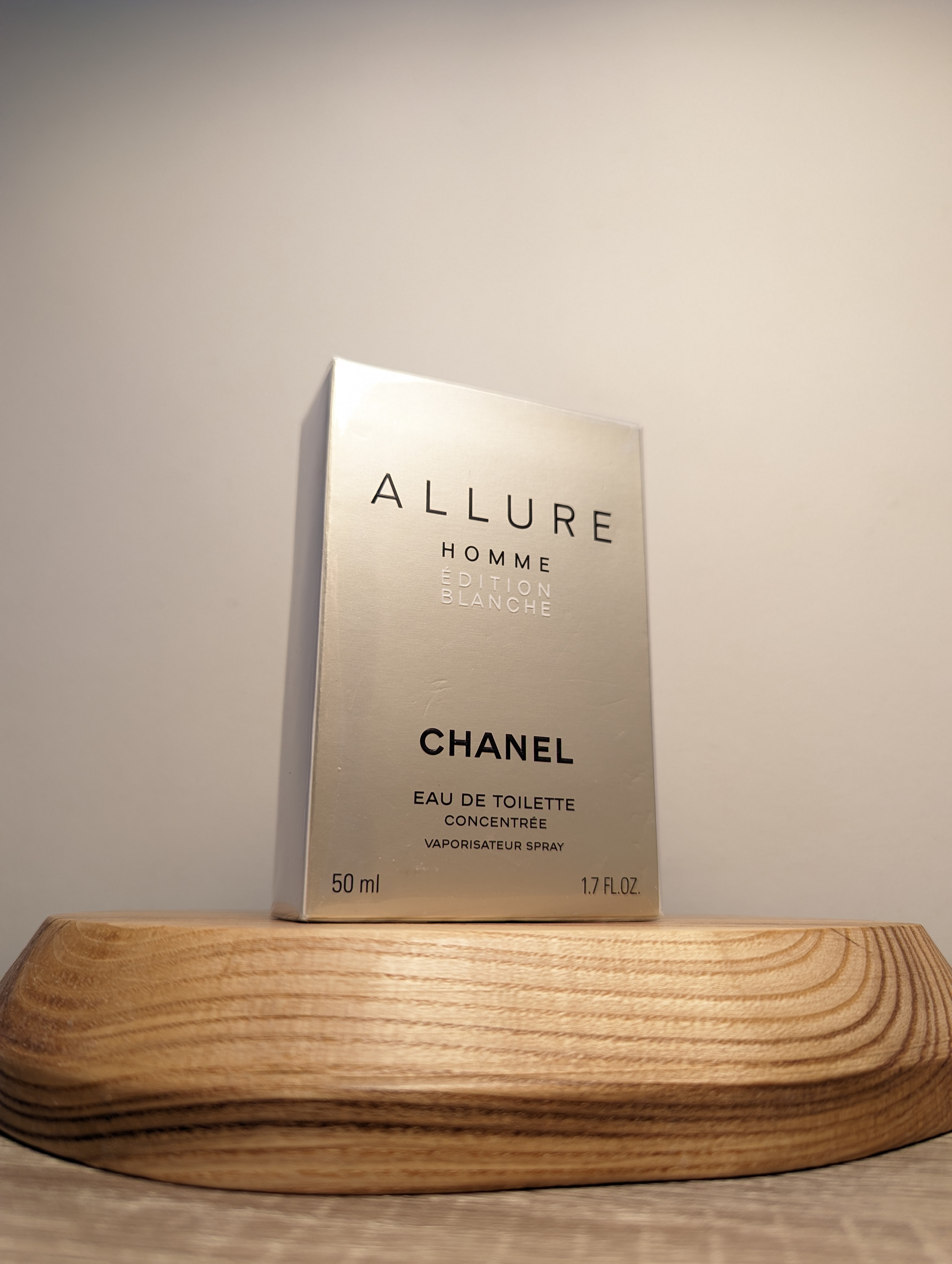 Духи Chanel Allure Homme Edition Blanche — винтажный флакон