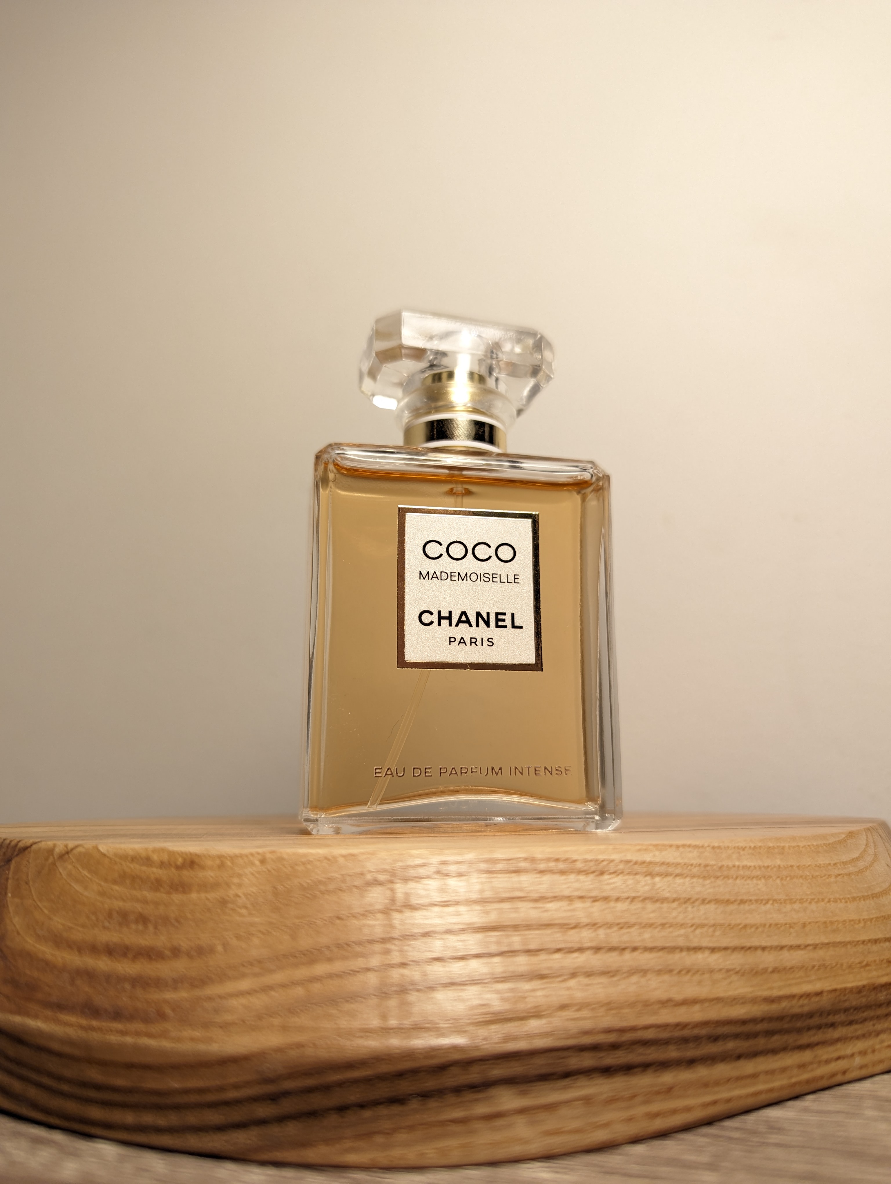 Духи Chanel Coco Mademoiselle Intense — винтажный флакон