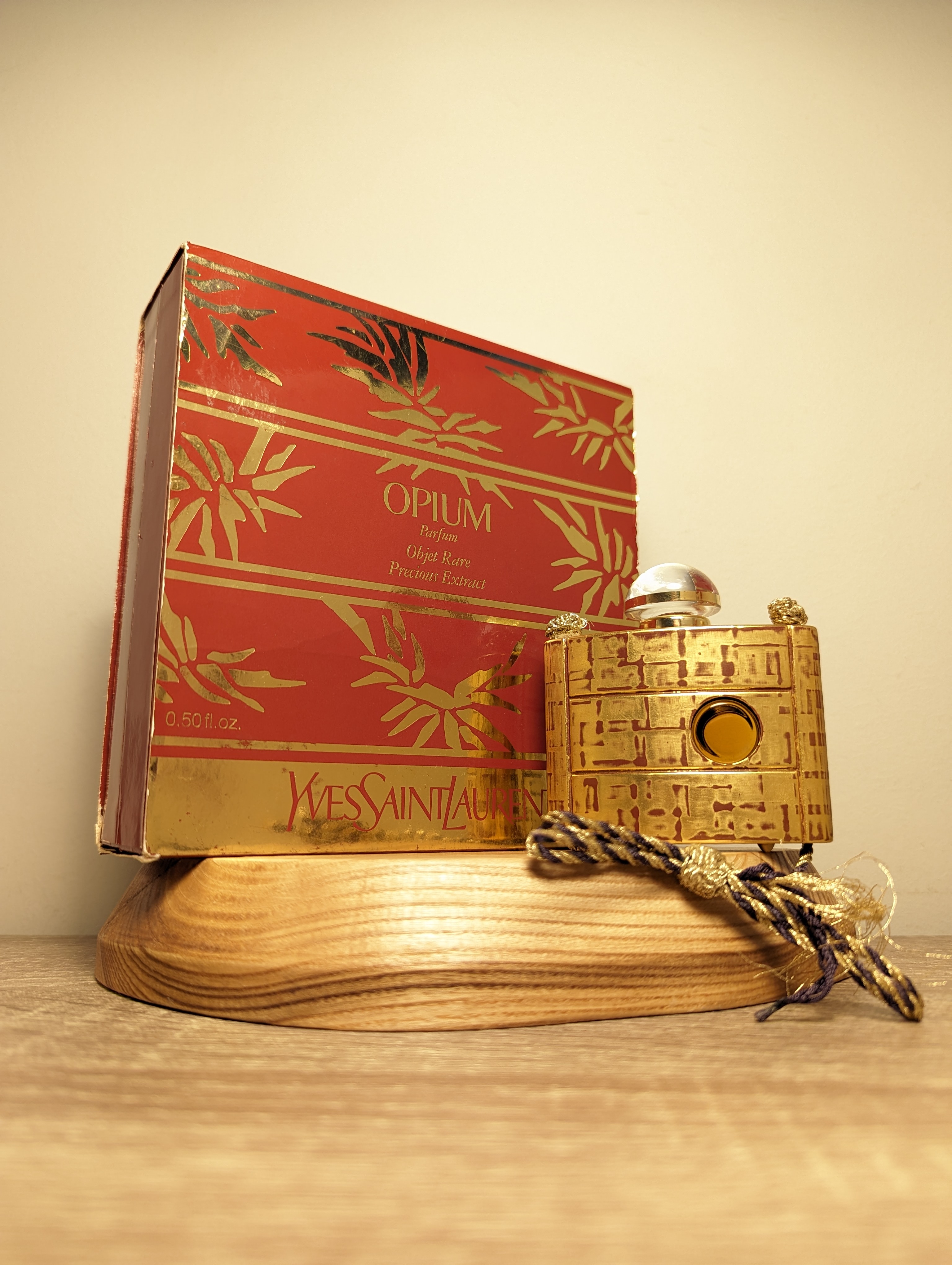 Духи Yves Saint Laurent Opium Objet Rare Precious Extract — винтажный флакон