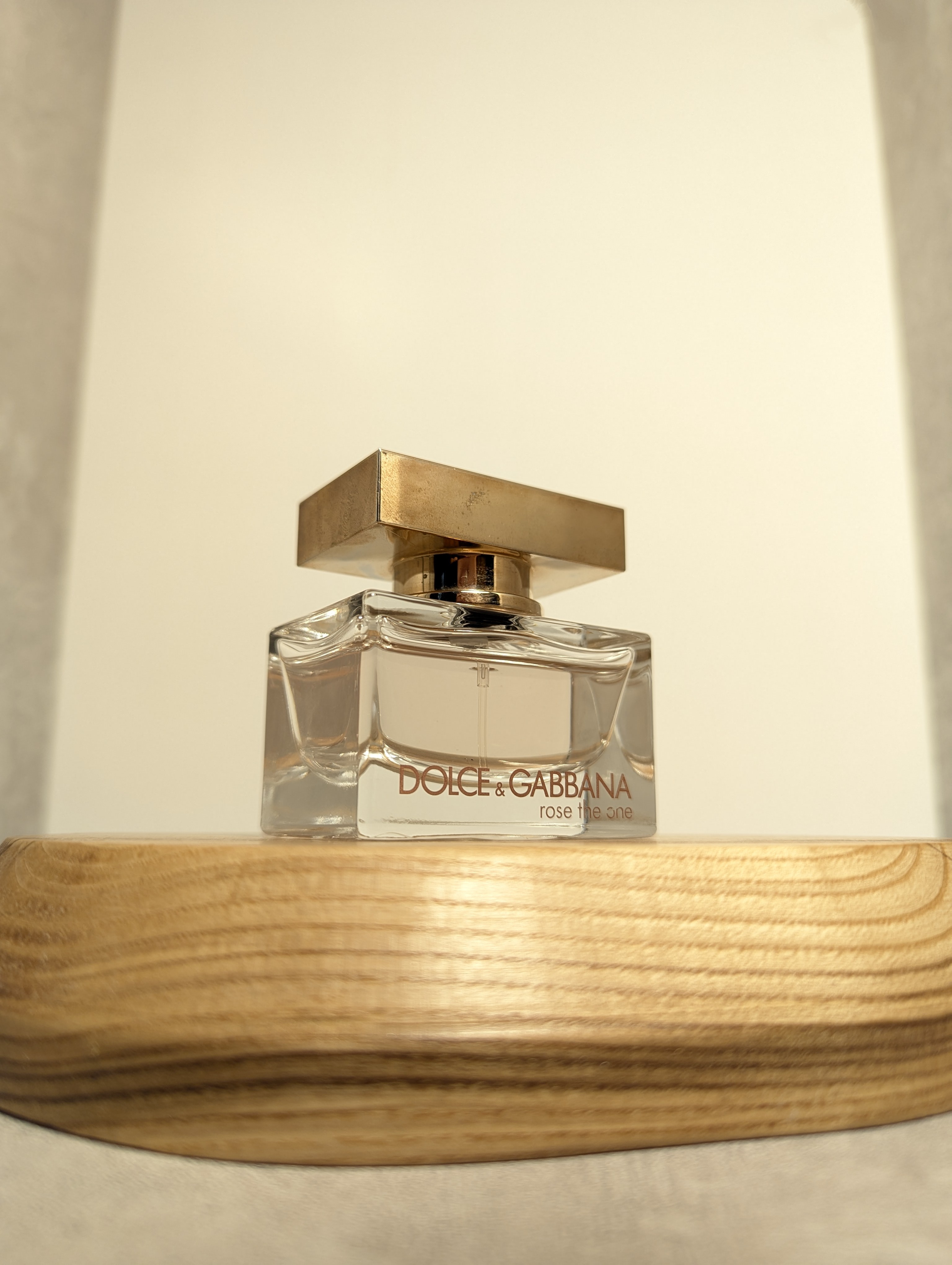 Духи Dolce&Gabbana Rose the One — винтажный флакон