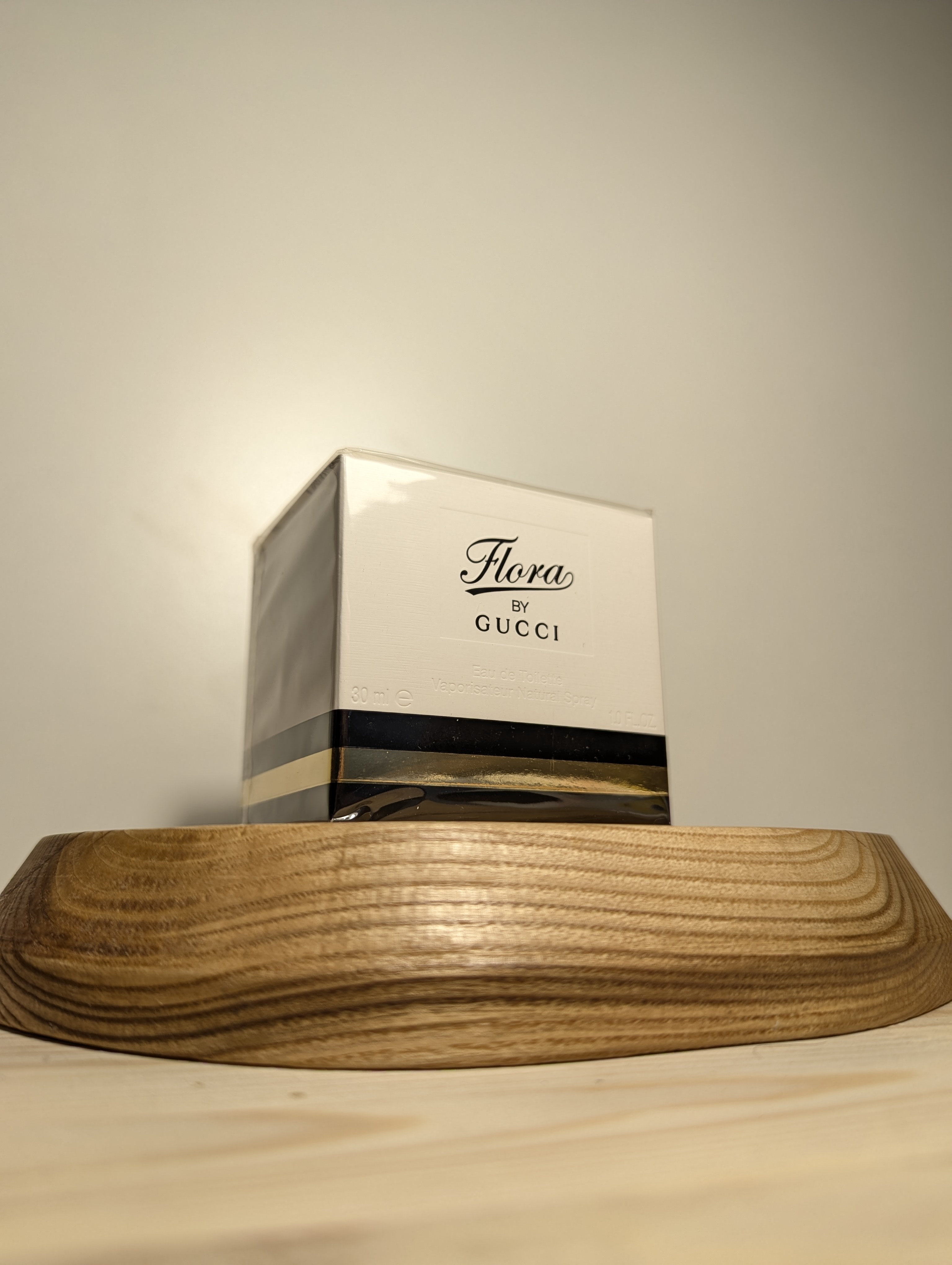 Духи Gucci Flora by Gucci — винтажный флакон