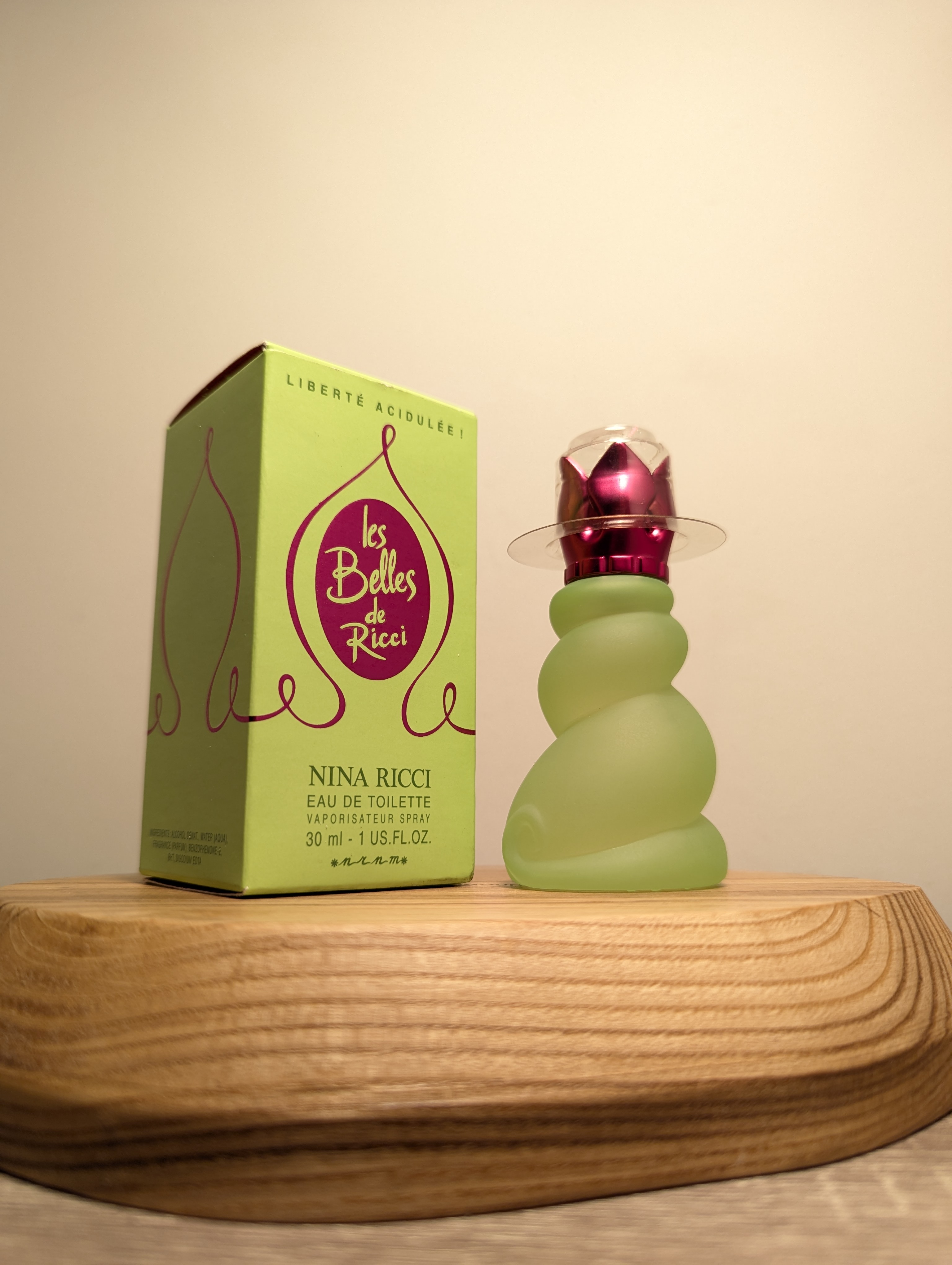 Духи Nina Ricci Les Belles de Ricci Liberty Fizz — винтажный флакон
