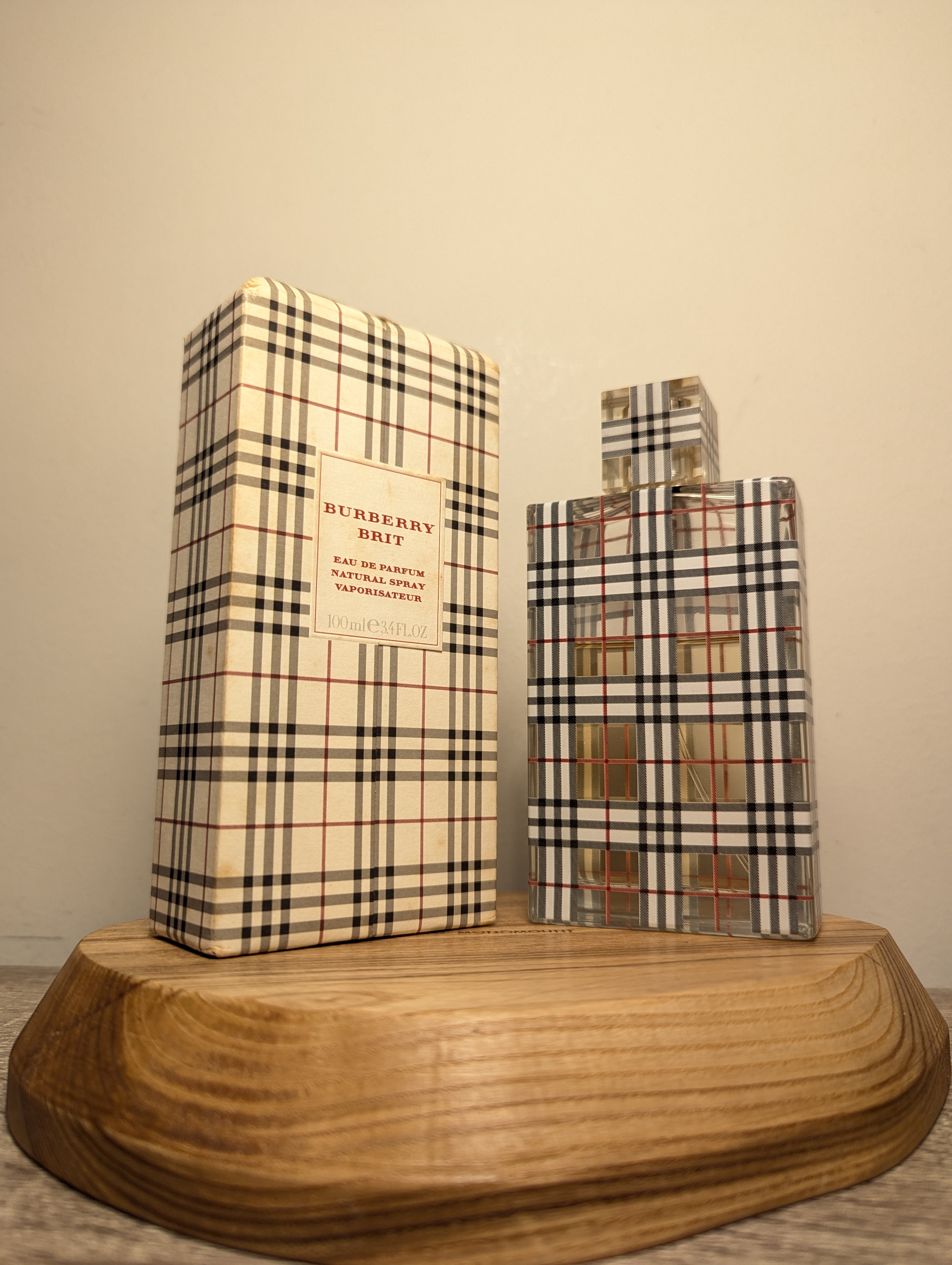 Духи Burberry Brit — винтажный флакон