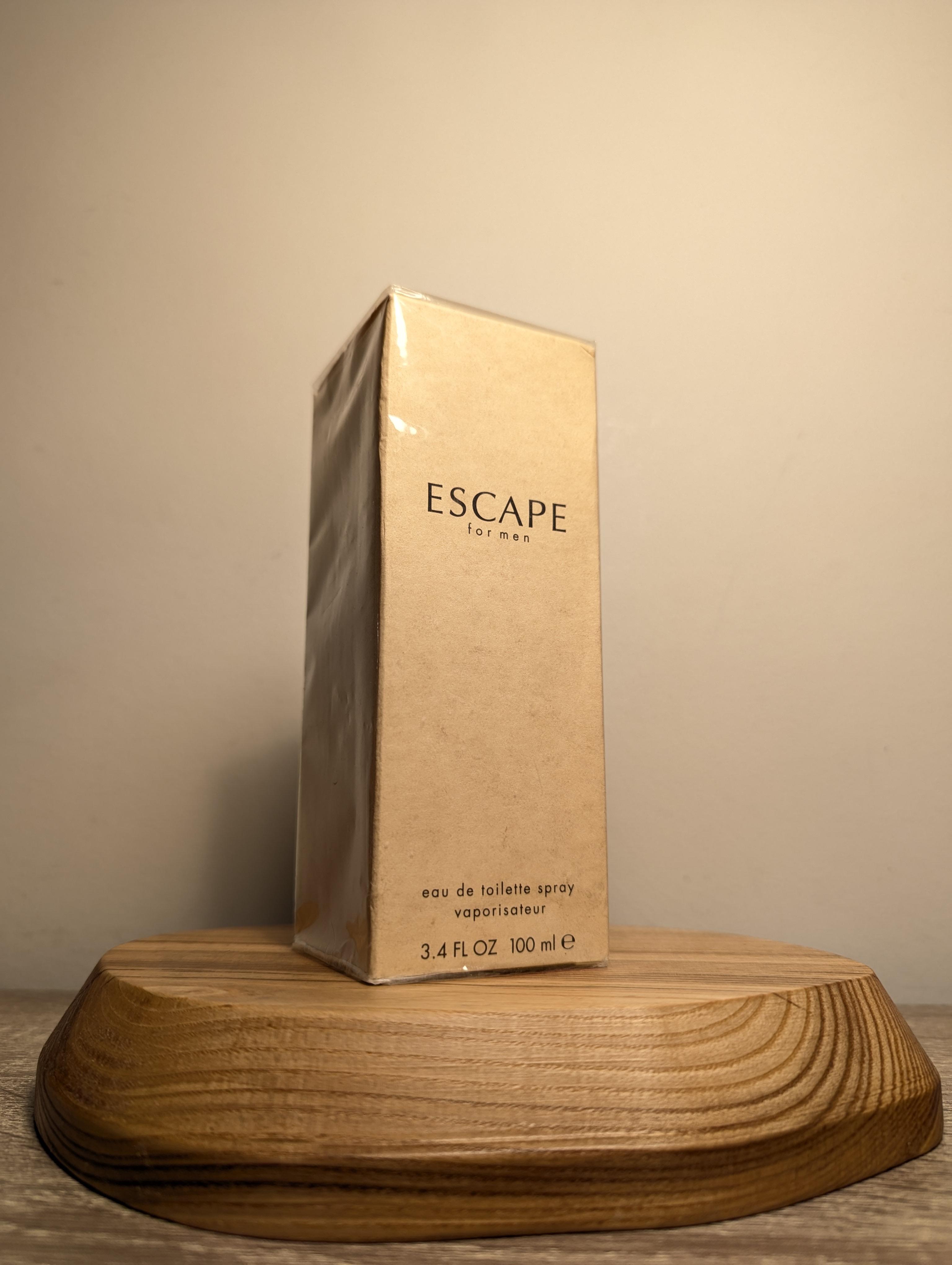 Духи Calvin Klein Escape for Men — винтажный флакон
