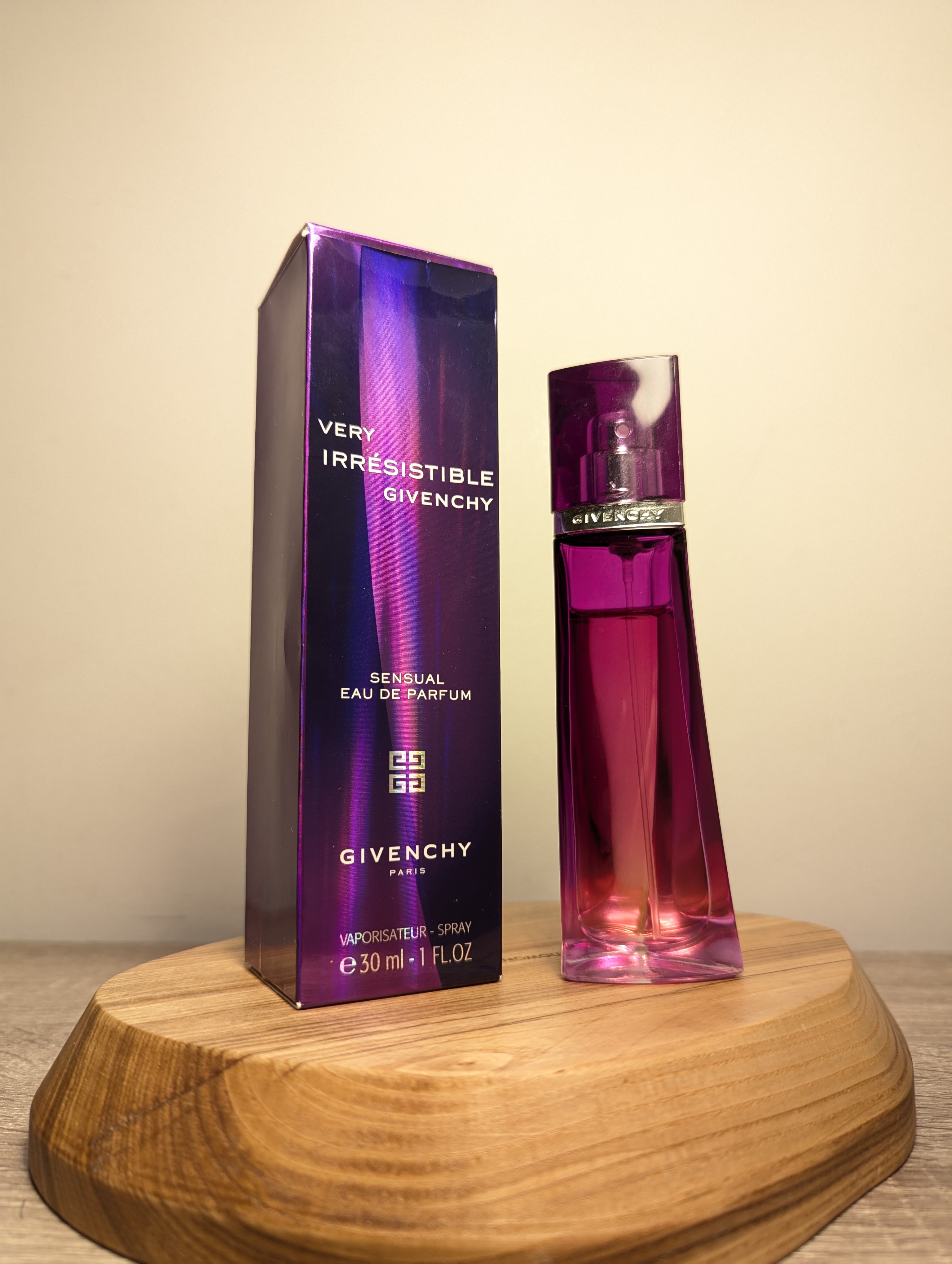 Духи Givenchy Very Irresistible Sensual — винтажный флакон