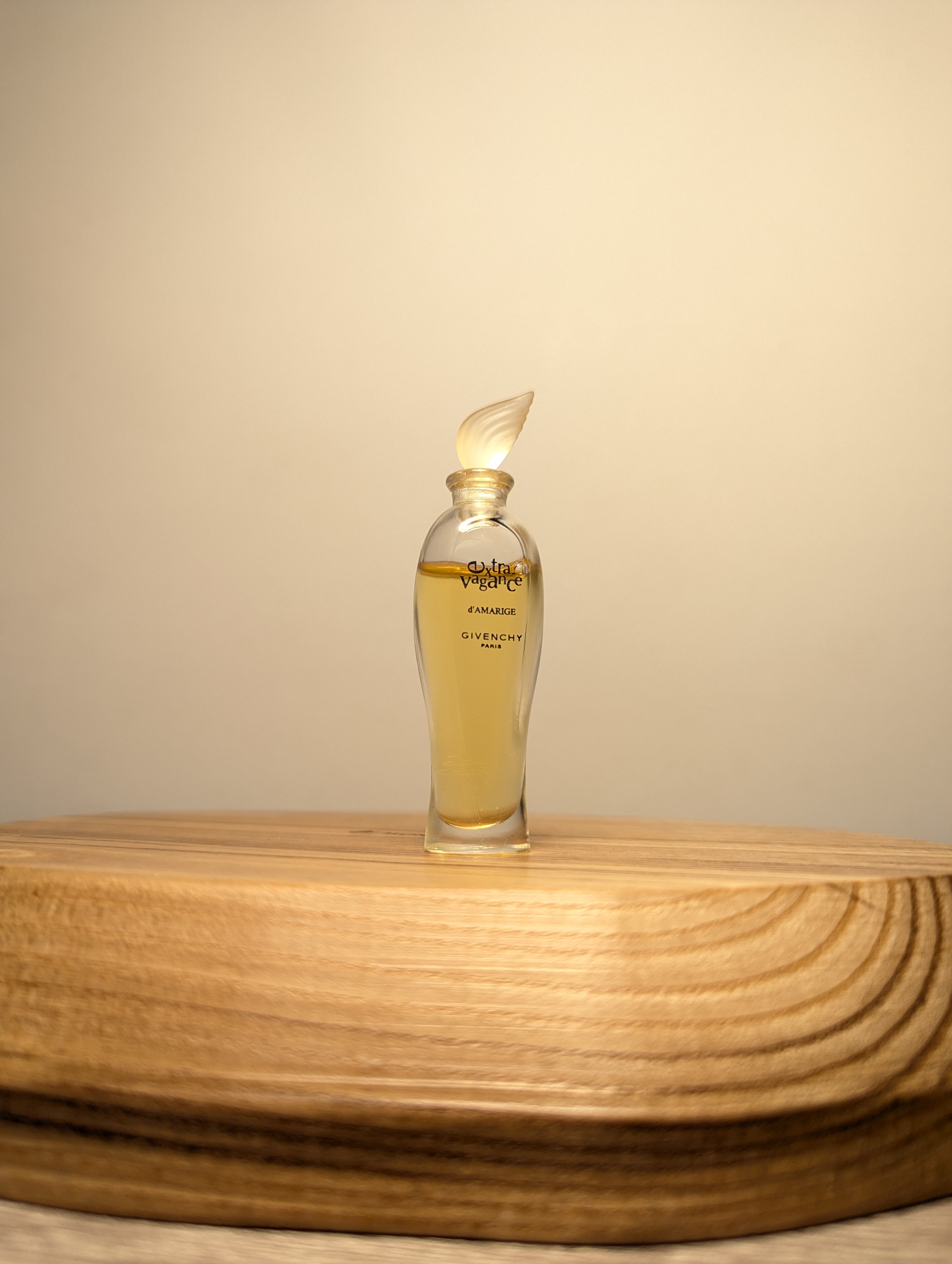 Духи Givenchy Extravagance d'Amarige — винтажный флакон