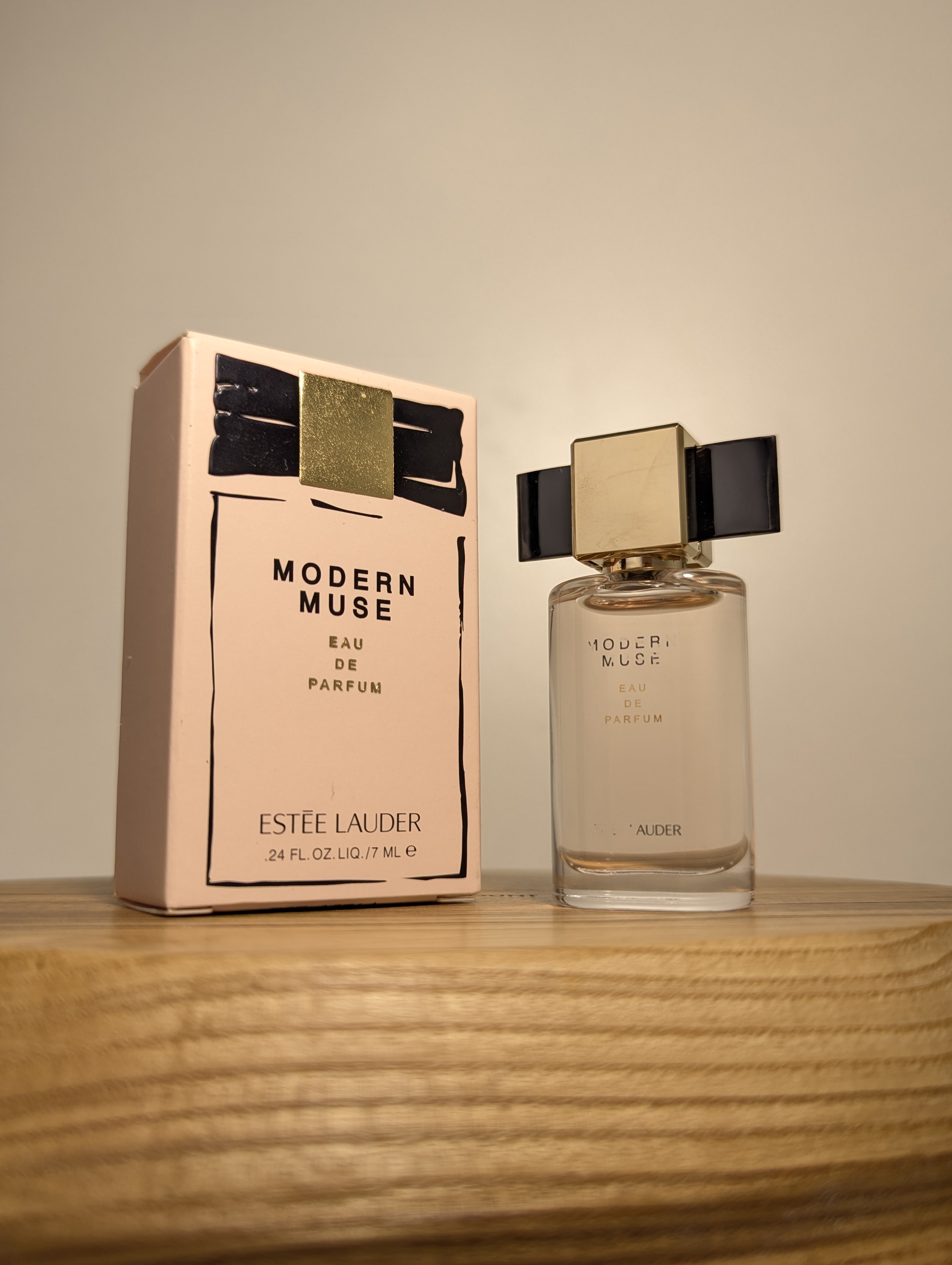 Духи Estee Lauder Modern Muse — винтажный флакон