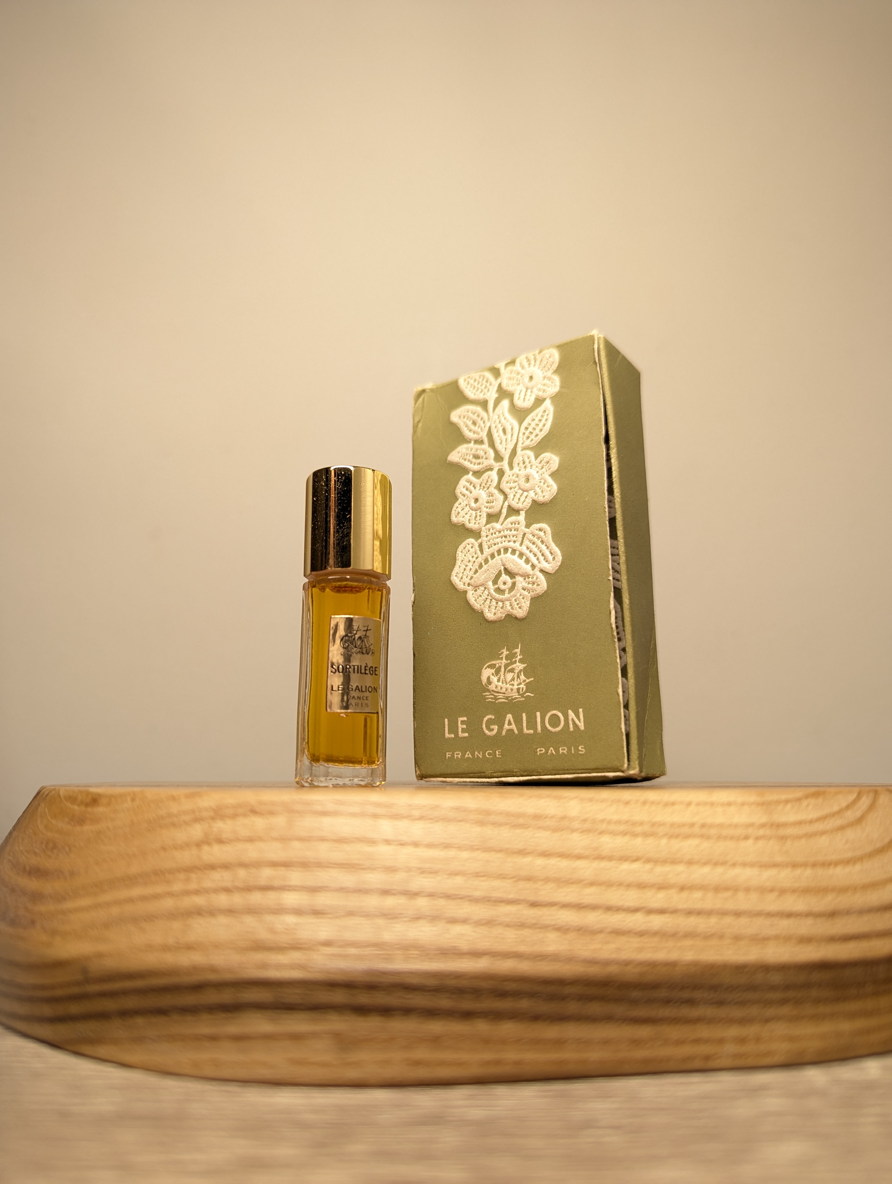 Духи Le Galion Sortilege — винтажный флакон