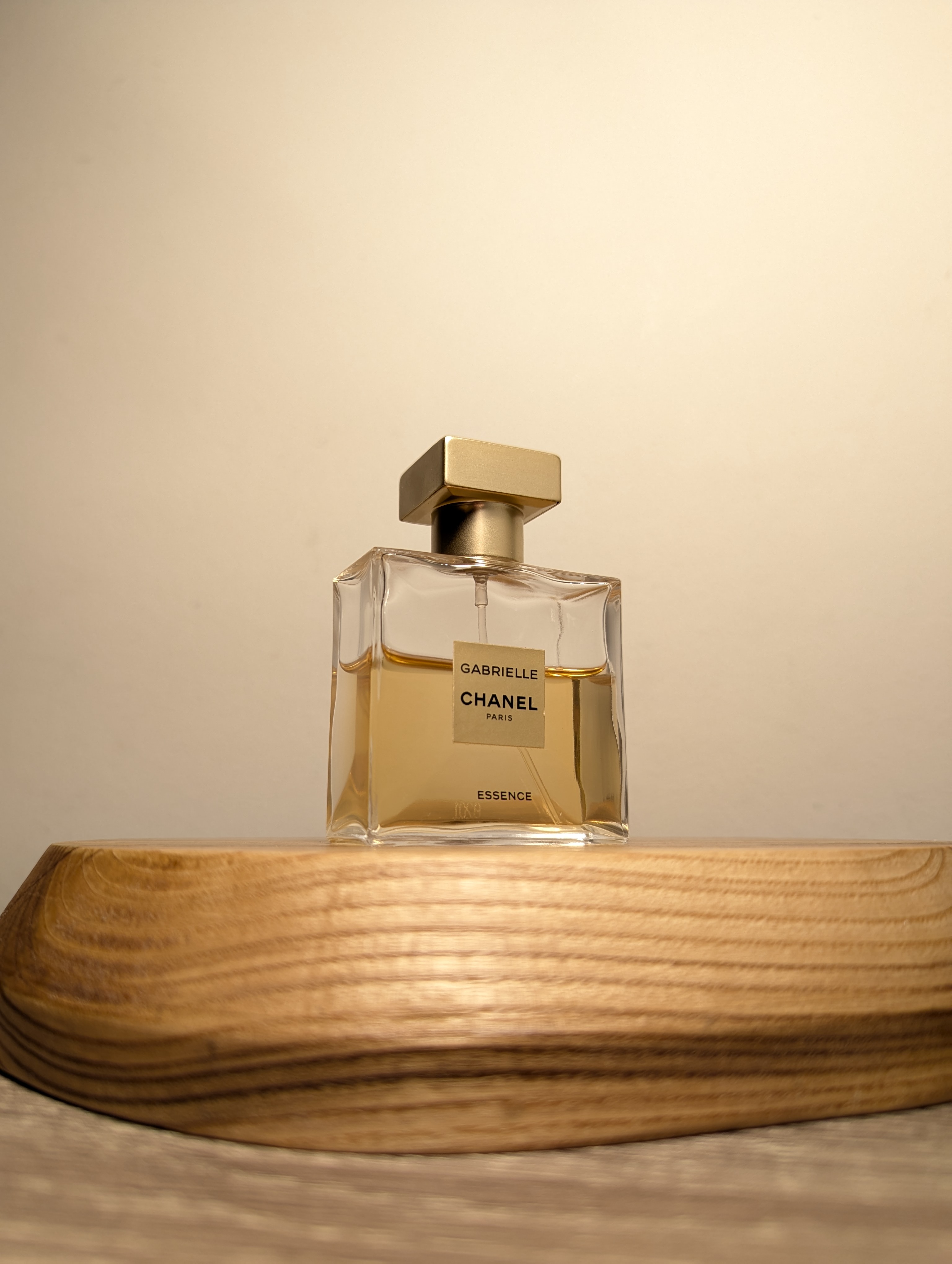 Духи Chanel Gabrielle Essence — винтажный флакон