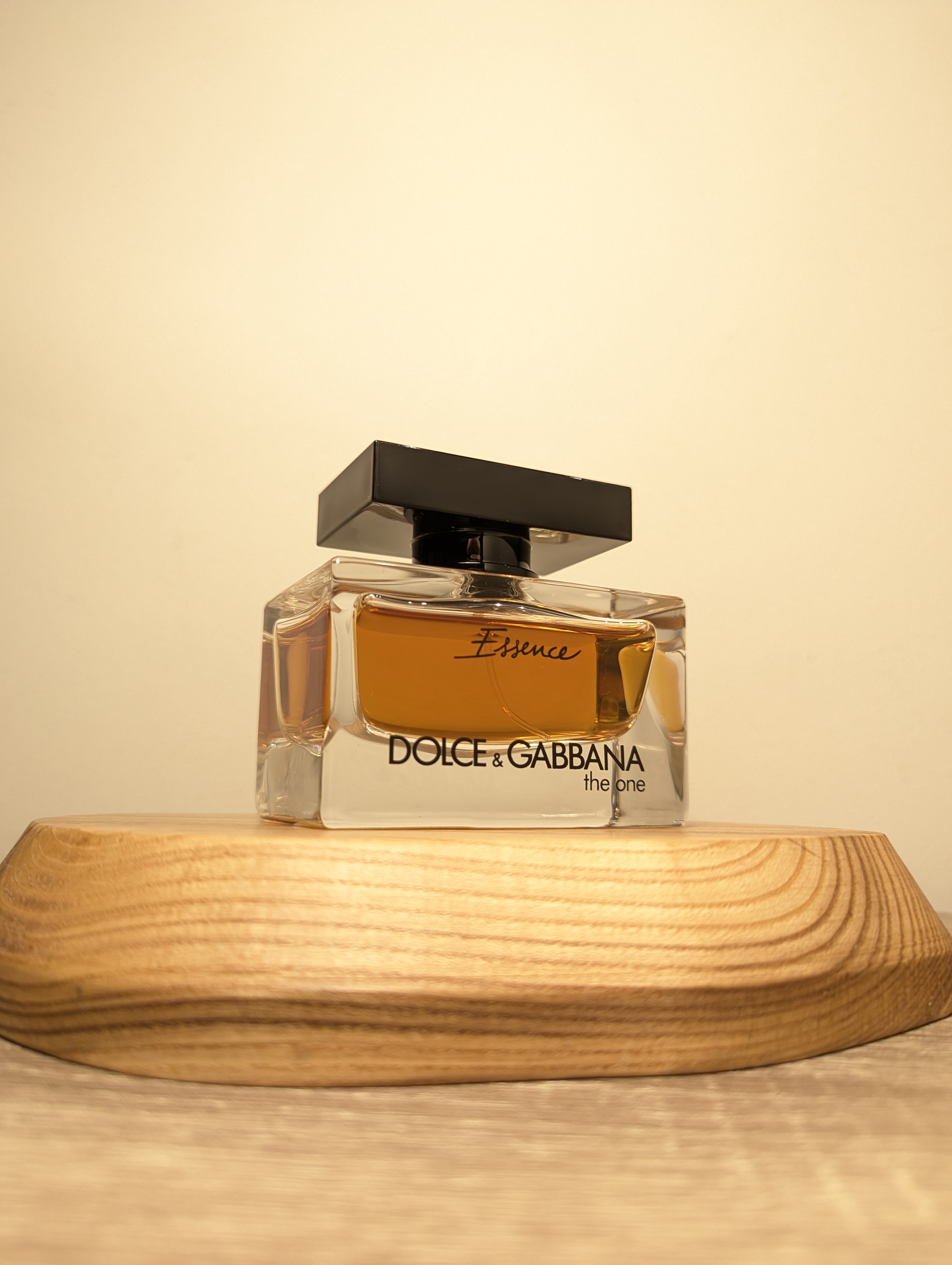 Духи Dolce&Gabbana The One Essence — винтажный флакон