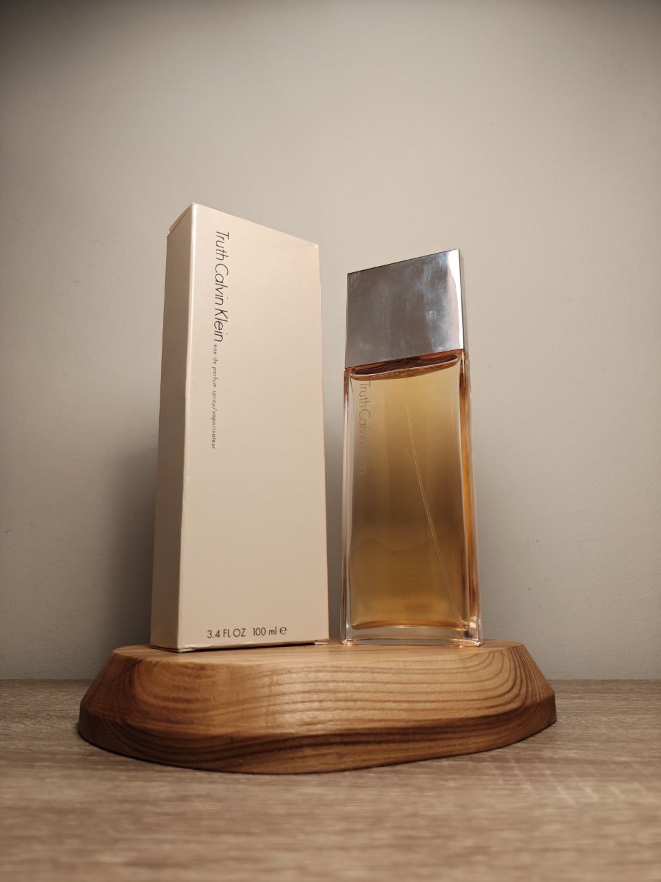 Духи Calvin Klein Truth — винтажный флакон