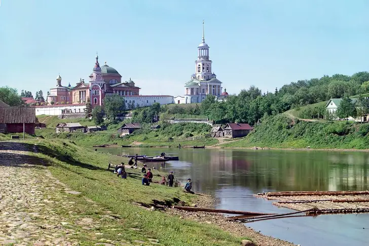 Путешествие во времени: российские города тогда и сейчас в фото!