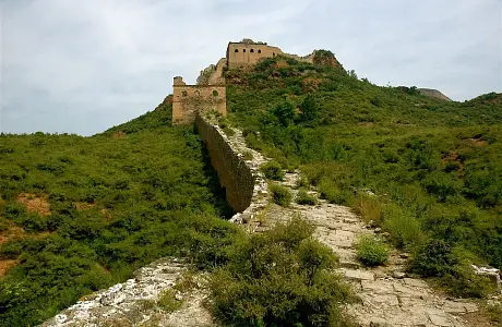 Великая Китайская стена: Погружение в Историю и Мифы