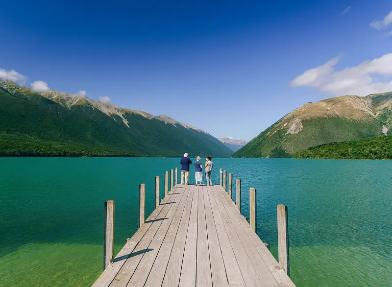 Озеро Rotomairewhenua in Māori, фото