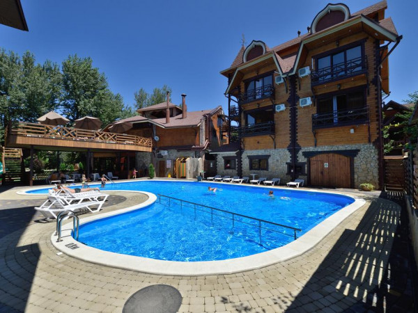 Гостевой Дом Терем у Реки - На берегу реки Белая