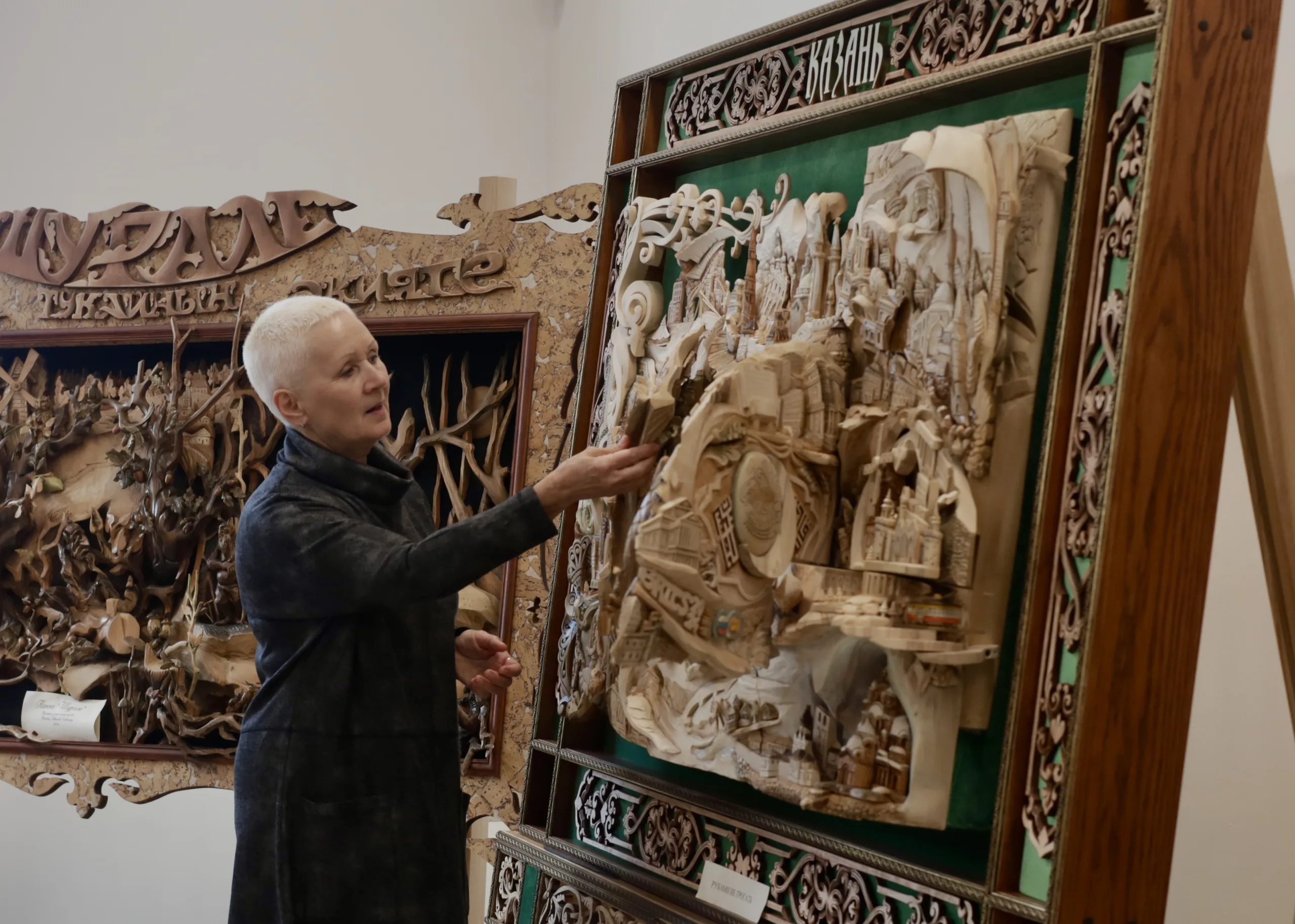 Персидская каллиграфия, музыка кино и финал конкурса красоты: план ЦУМа на октябрь