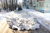 Уборка наледи на придомовых дорогах