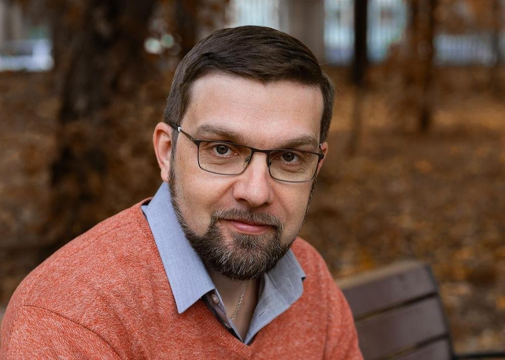 Владимир  Безбородов, психолог
