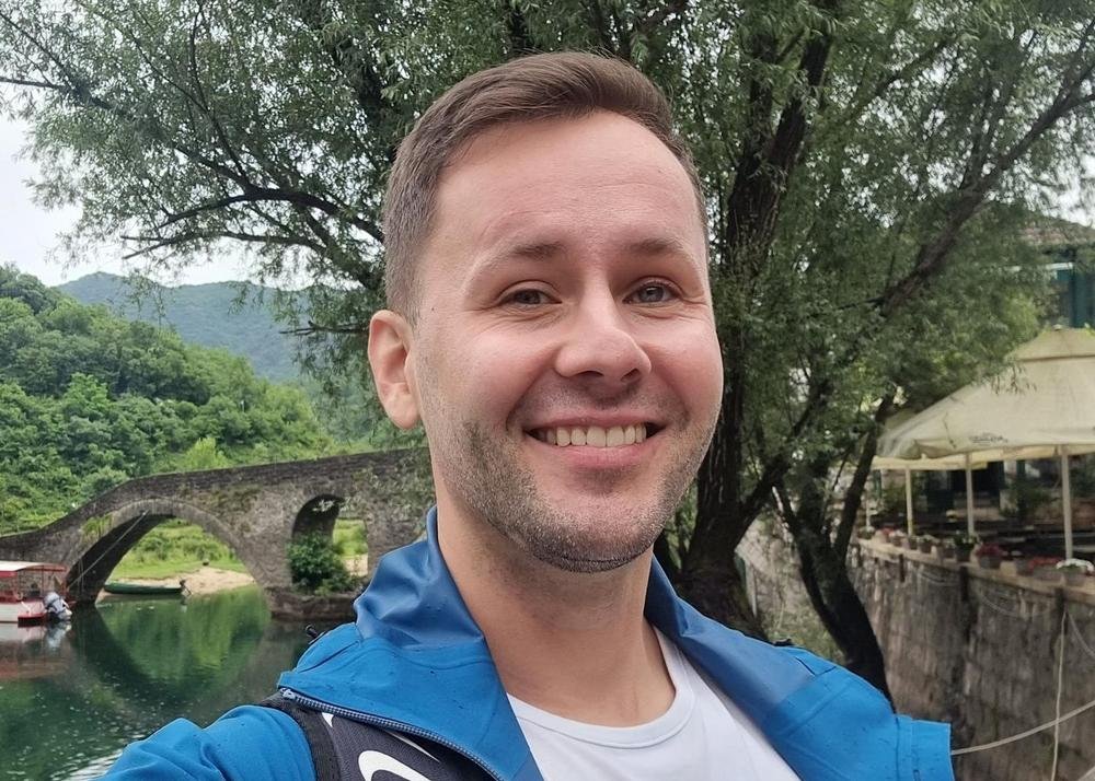 Дмитрий Леонов