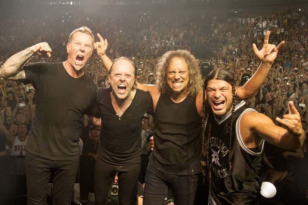 Metallica исполнили кавер на песню Rammstein