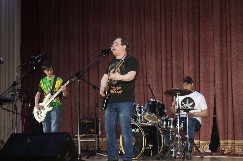 «А.М. (Аморальные Маргиналы)» выпустили новую песню