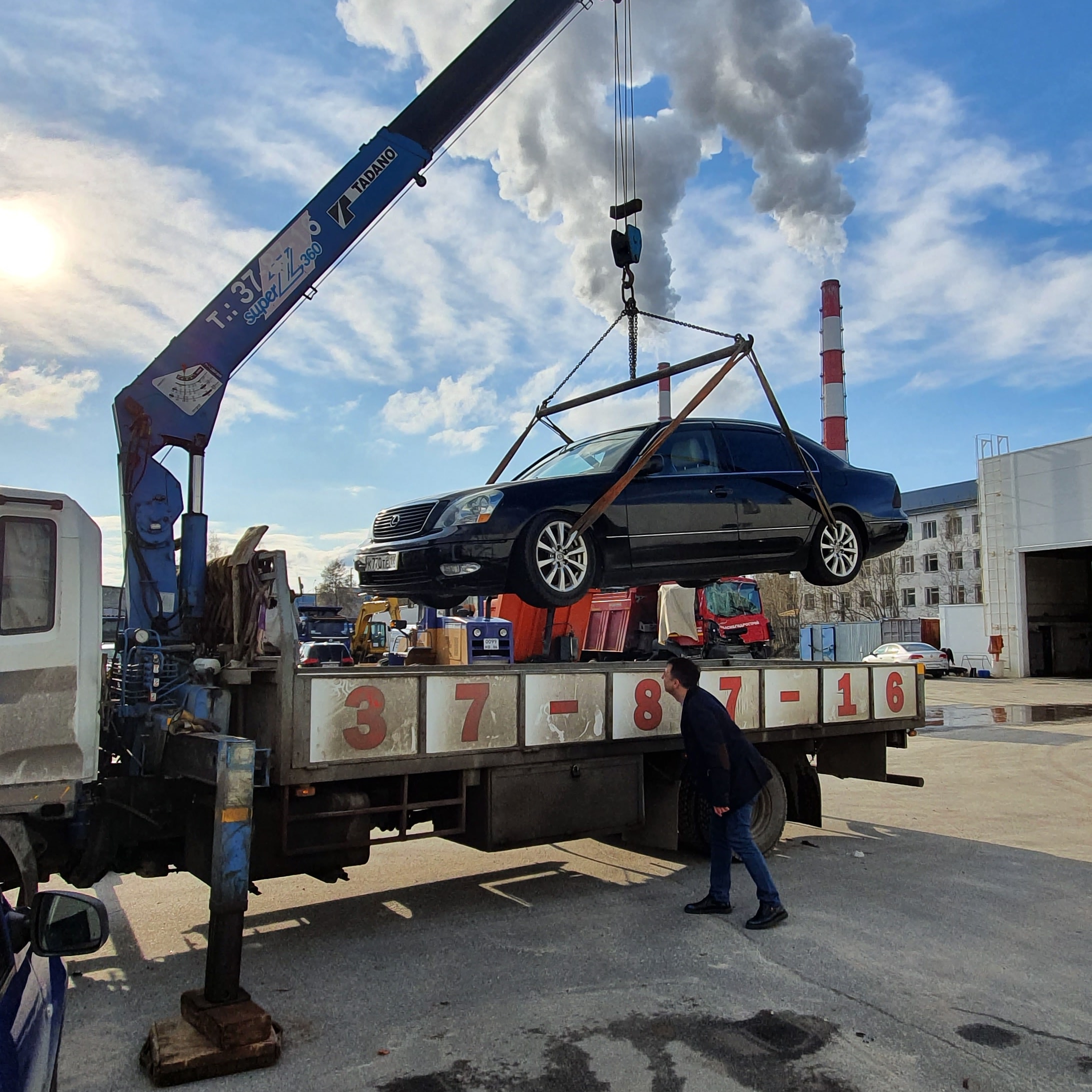Погрузка легкового автомобиля