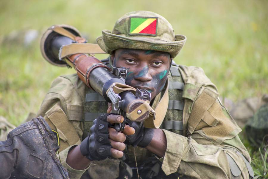 Разведка боем. Отличники войсковой разведки 2019. Разведка боем фильм 2012. Разведка боем картинки.