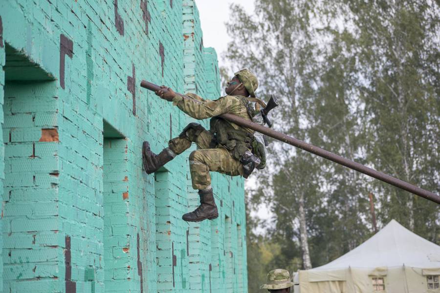 Разведчик боев