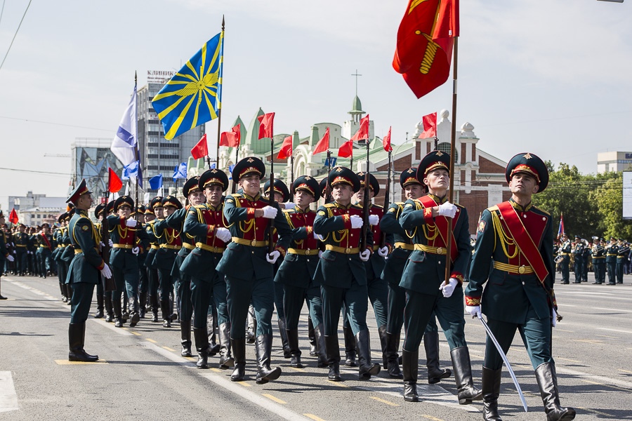 Сегодня день парад. Парад Новосибирск 2023. Парад Победы 2023. Парад Победы 2022 в Новосибирске. Парад 9 мая 2023.