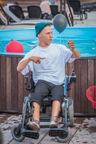 Фото «Особенный ТИП»: как новосибирец в инвалидном кресле умудряется заниматься экстримом 18