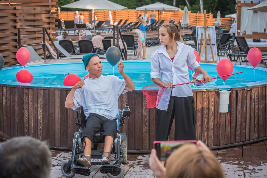 Фото «Особенный ТИП»: как новосибирец в инвалидном кресле умудряется заниматься экстримом 19