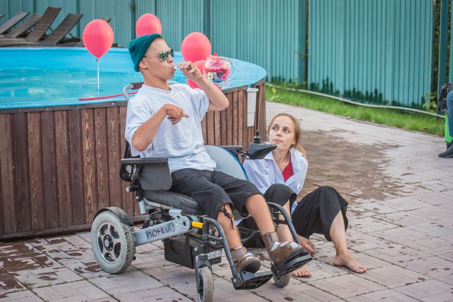 Фото «Особенный ТИП»: как новосибирец в инвалидном кресле умудряется заниматься экстримом 32