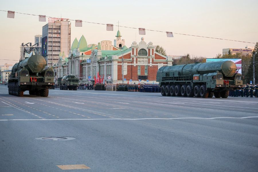 Фото Первым шёл танк Т-34: в Новосибирске прошла репетиция Парада Победы 4
