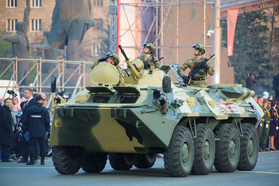 Фото Первым шёл танк Т-34: в Новосибирске прошла репетиция Парада Победы 43