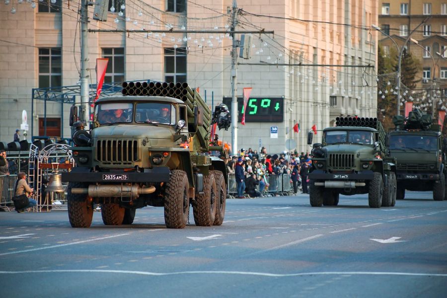 Фото Первым шёл танк Т-34: в Новосибирске прошла репетиция Парада Победы 52