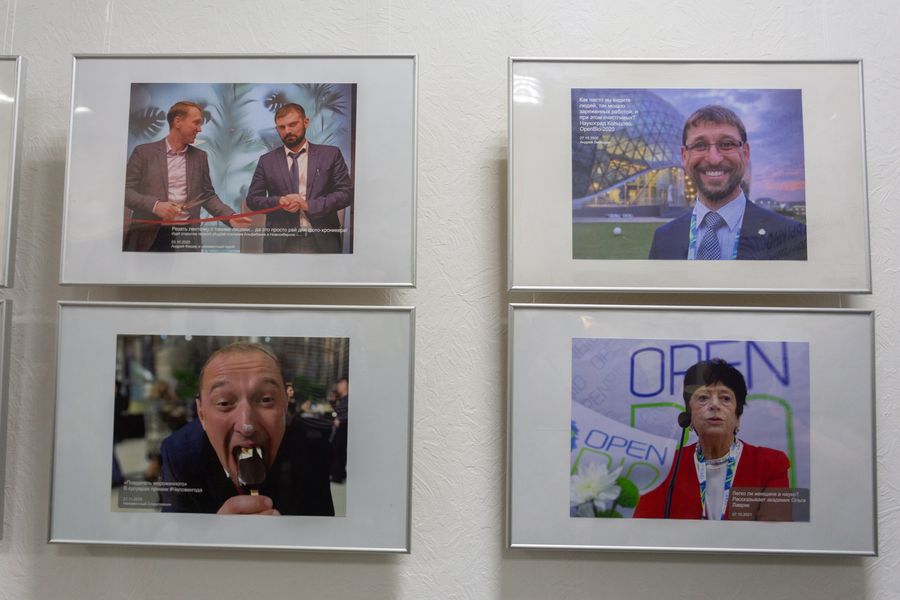 Фото Первая мобильная фотовыставка Светланы Албаут открылась в Новосибирске 11