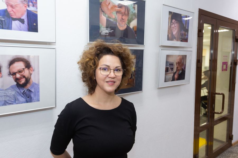 Фото Первая мобильная фотовыставка Светланы Албаут открылась в Новосибирске 20