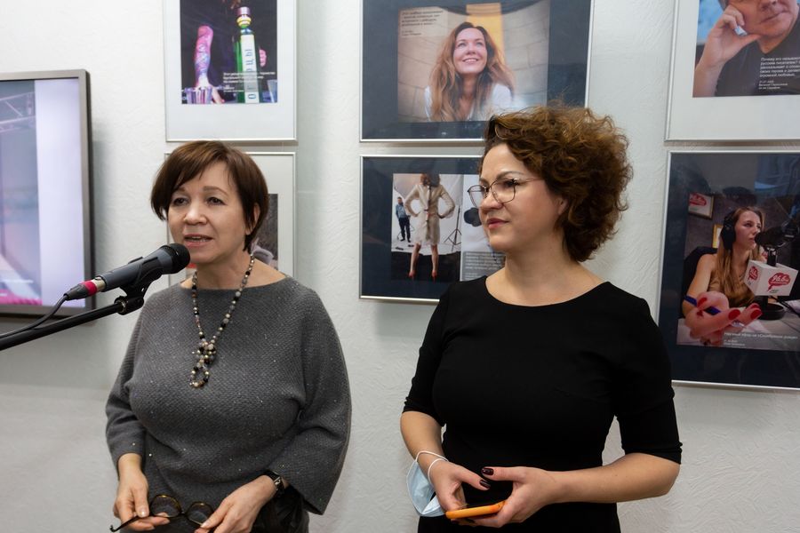 Фото Первая мобильная фотовыставка Светланы Албаут открылась в Новосибирске 25