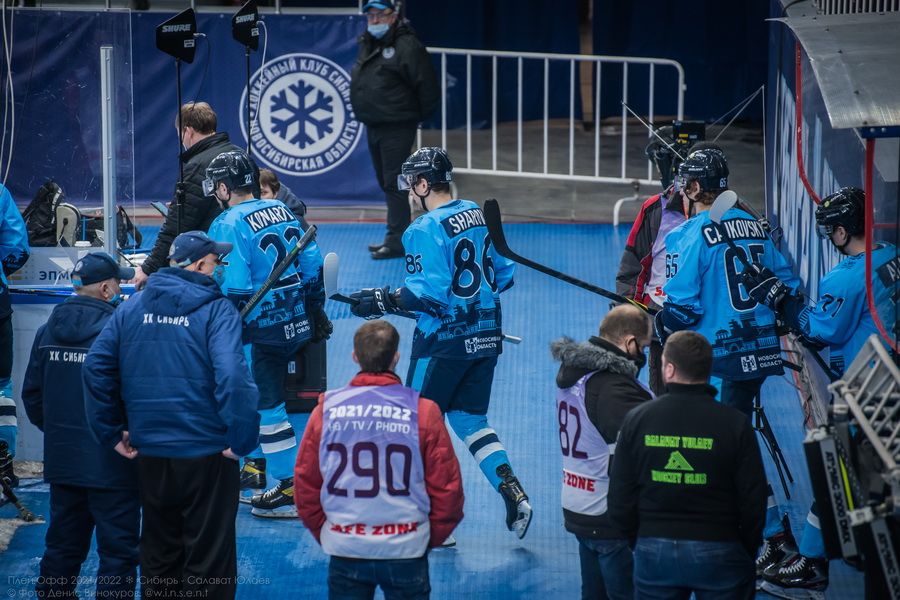 Фото Хоккейная «Сибирь» победила «Салават Юлаев» на третьем матче в плей-офф 153