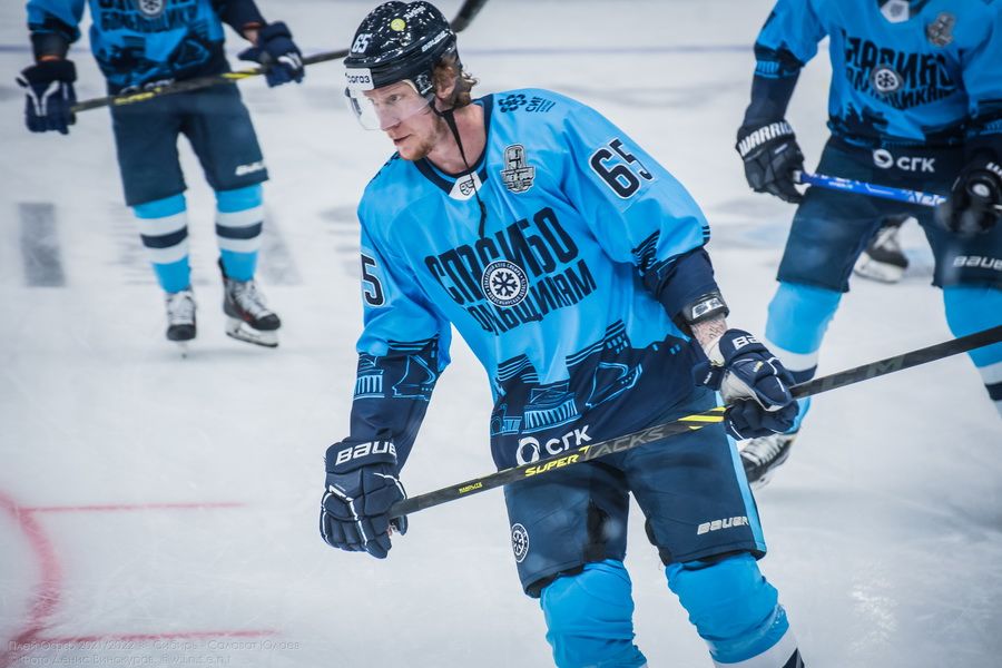 Фото Хоккейная «Сибирь» победила «Салават Юлаев» на третьем матче в плей-офф 135